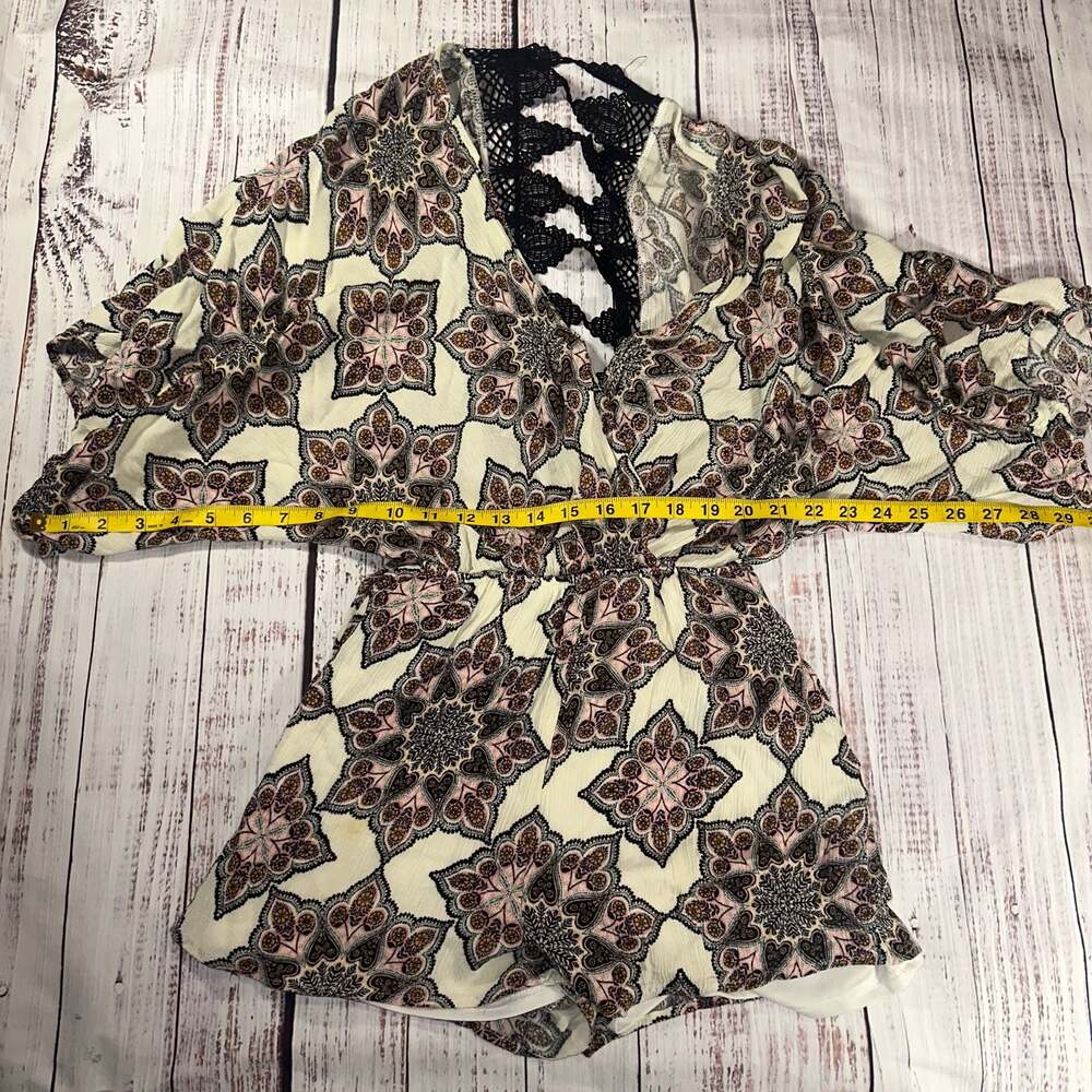 Charlotte Russe Paisley Y2k Medallion Indie Romper with Crochet Back Detail-XS - Picture 3 of 7